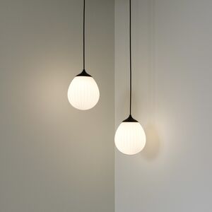 Nouveauté : Lampe suspension Umage - Around The World Mini