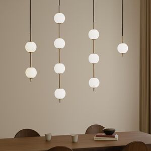 Nouveauté : Suspension Audrey – verre opalin et métal